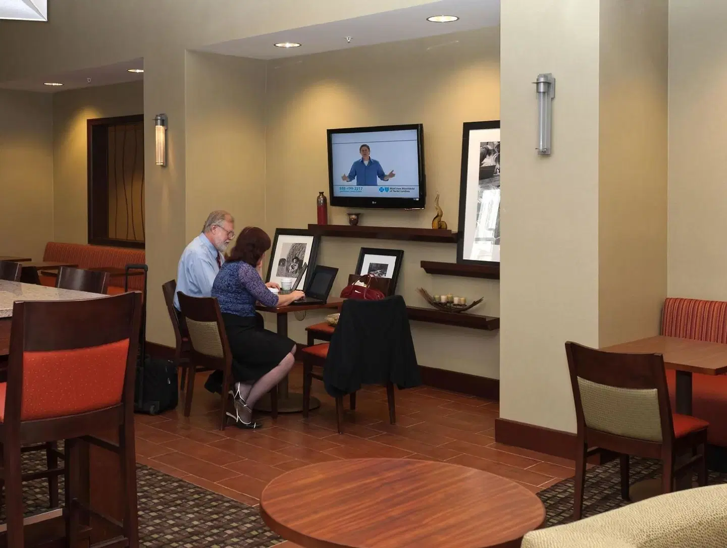 Hampton Inn and Suites-Winston-Salem/University Area NC LOUNGE_LOBBY