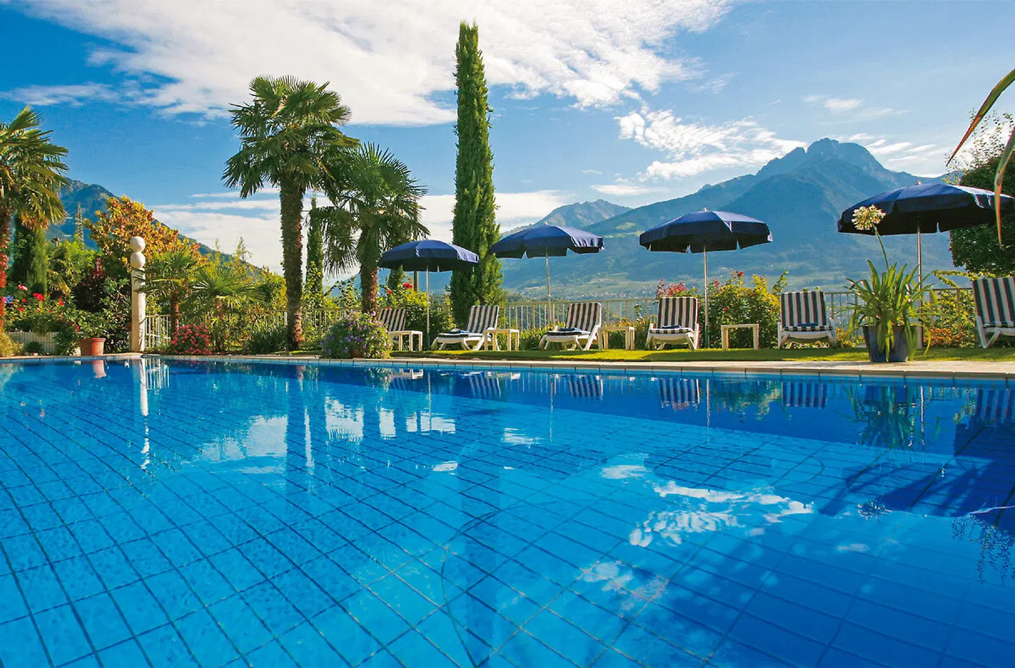 Park Hotel Reserve Marlena OUTDOOR_POOL
