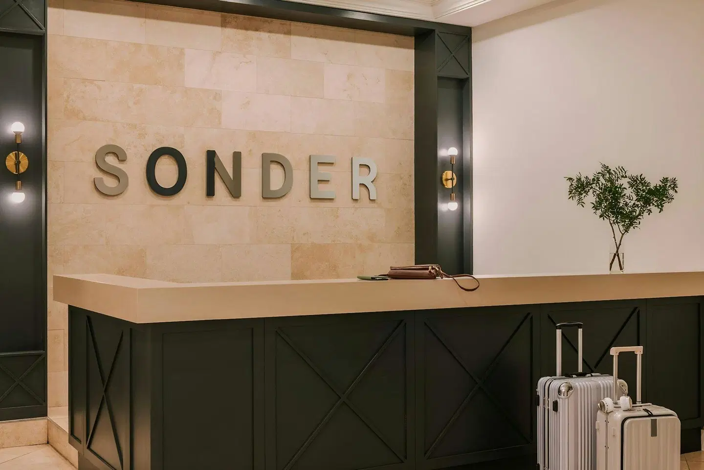 Sonder by Marriott Bonvoy Le Victoria Apartments Old Montreal LOUNGE_LOBBY