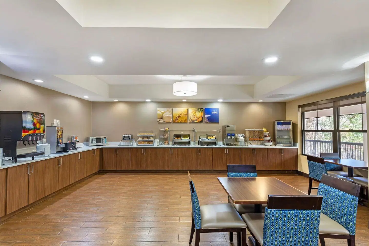Comfort Suites Hanes Mall LOUNGE_LOBBY