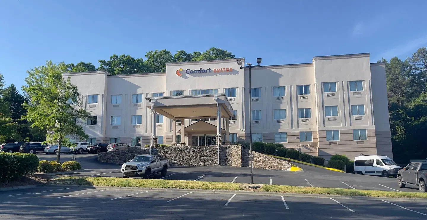 Comfort Suites Raleigh EXTERIOR