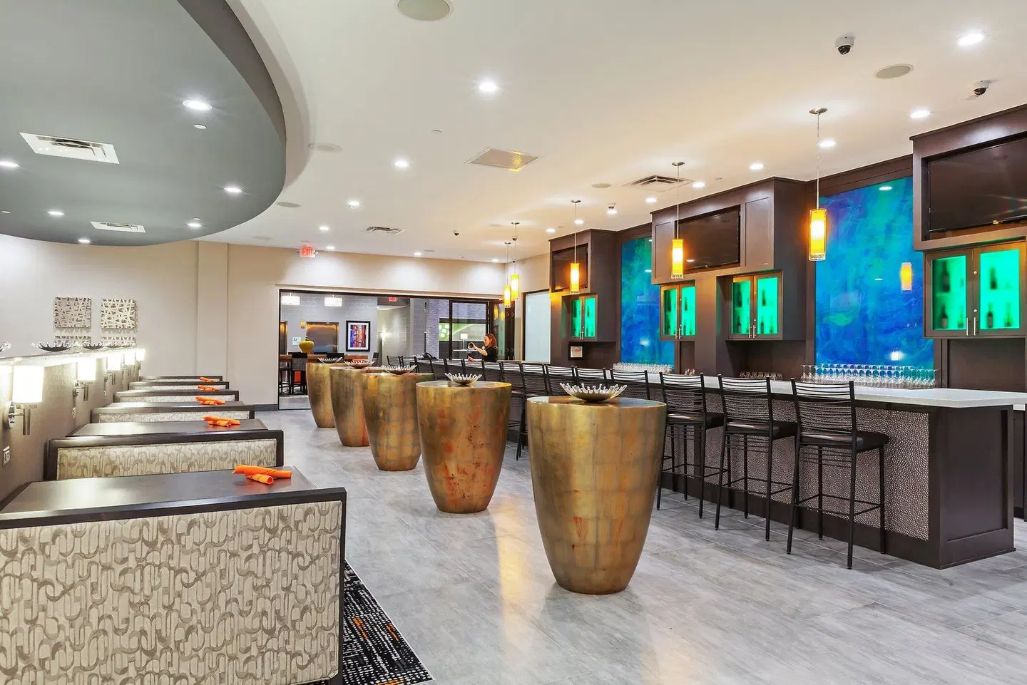 Holiday Inn Houston NE-Bush Airport Area Bar