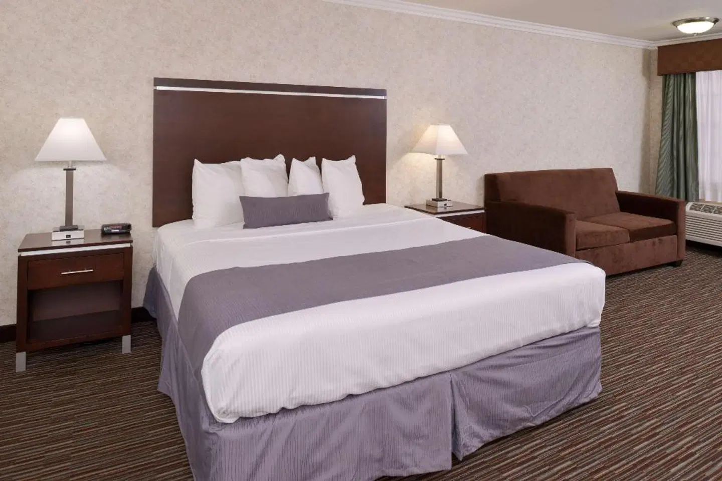 Best Western Galleria Inn, Redondo Beach ROOM_EXAMPLE