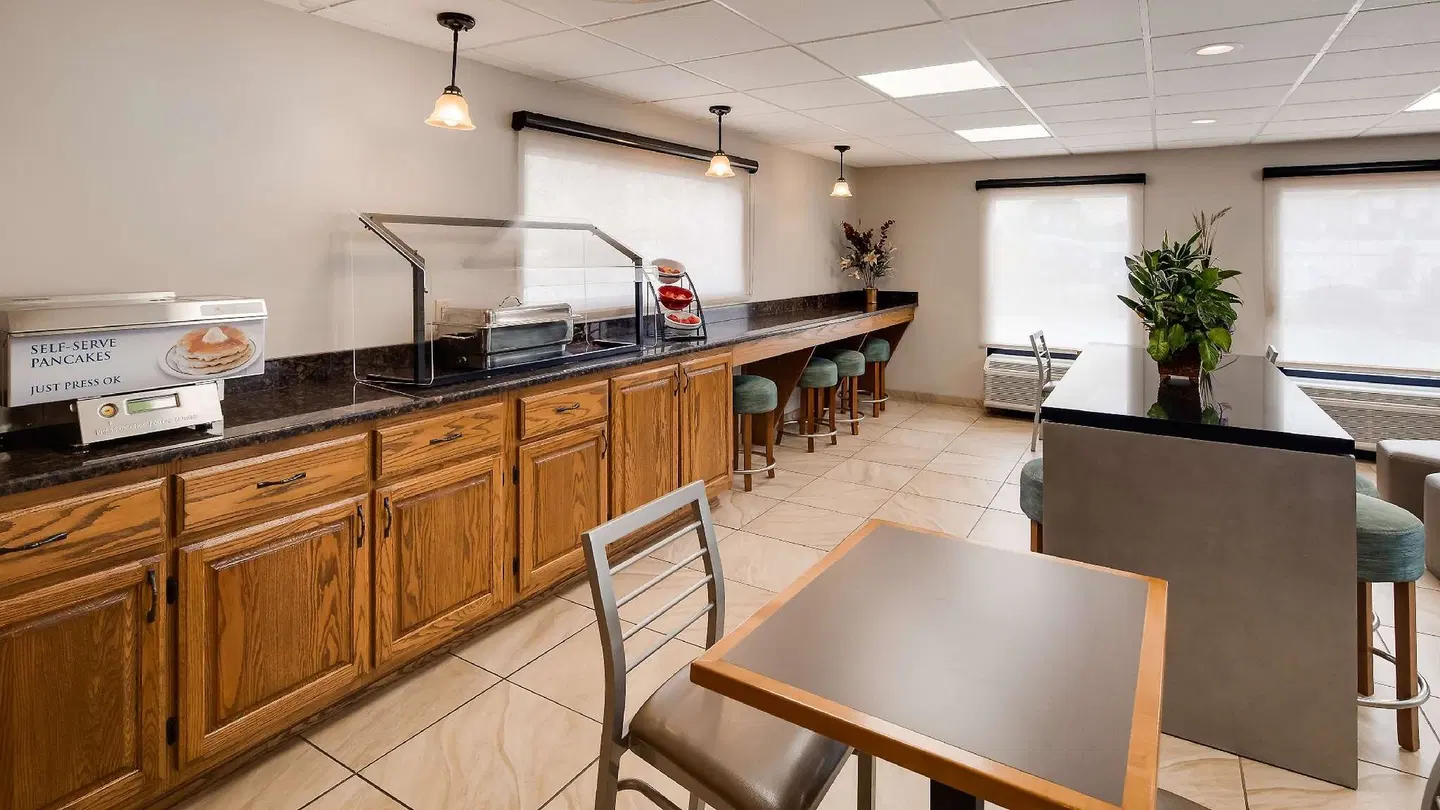 Best Western of Murphy Bar