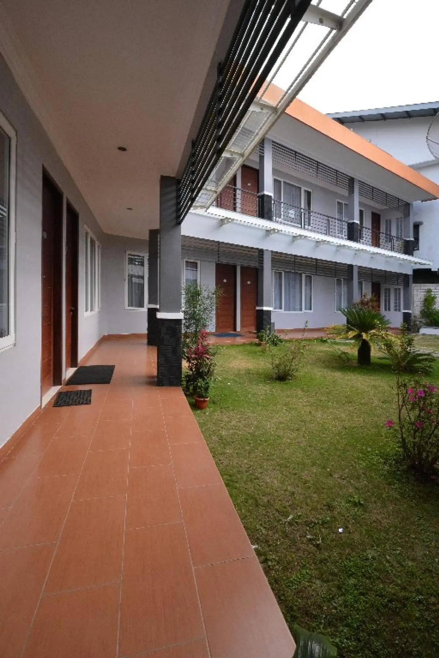 Hotel Sindha EXTERIOR