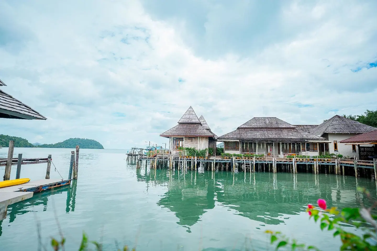 Salakphet Resort OUTDOOR_POOL