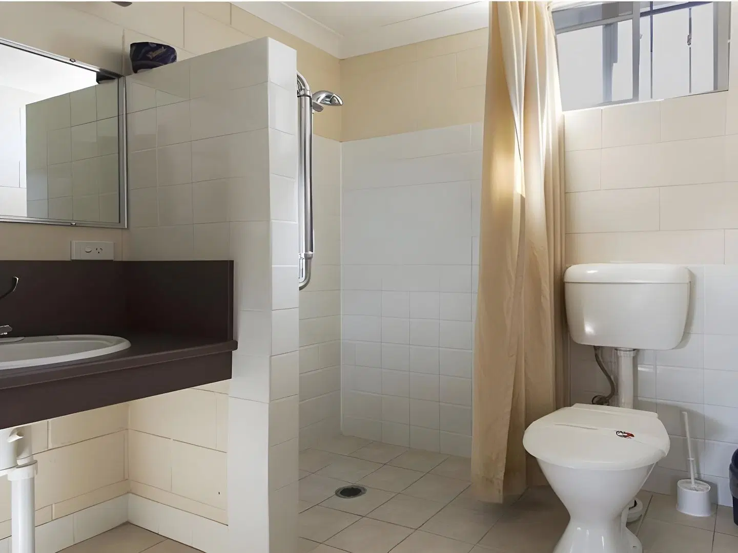 Nambour Lodge Motel Badezimmer