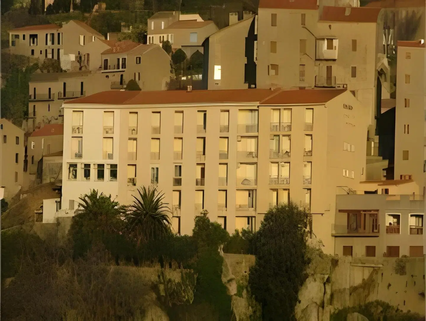 Des Roches EXTERIOR