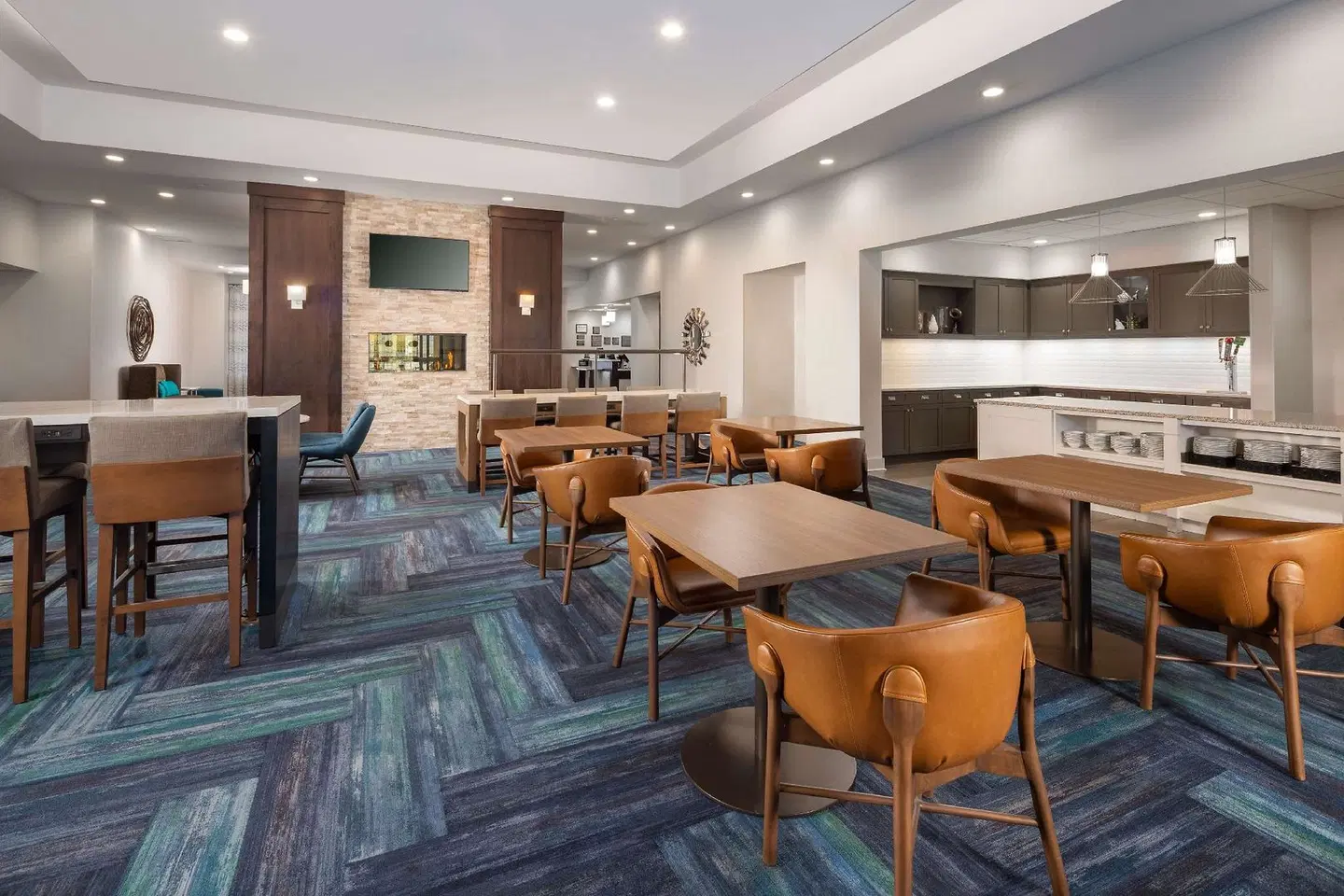 Homewood Suites by Hilton Asheville-Tunnel Road Bar