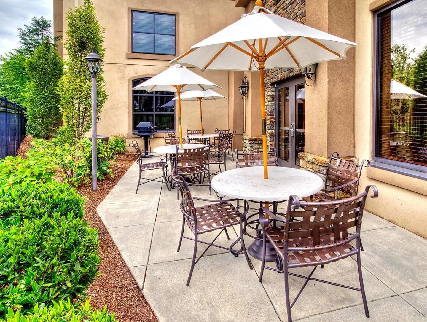 Homewood Suites by Hilton Asheville-Tunnel Road Terrasse