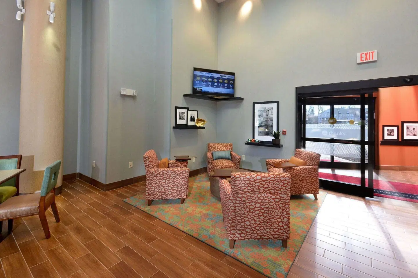 Hampton Inn Raleigh/Durham Airport ROOM_EXAMPLE