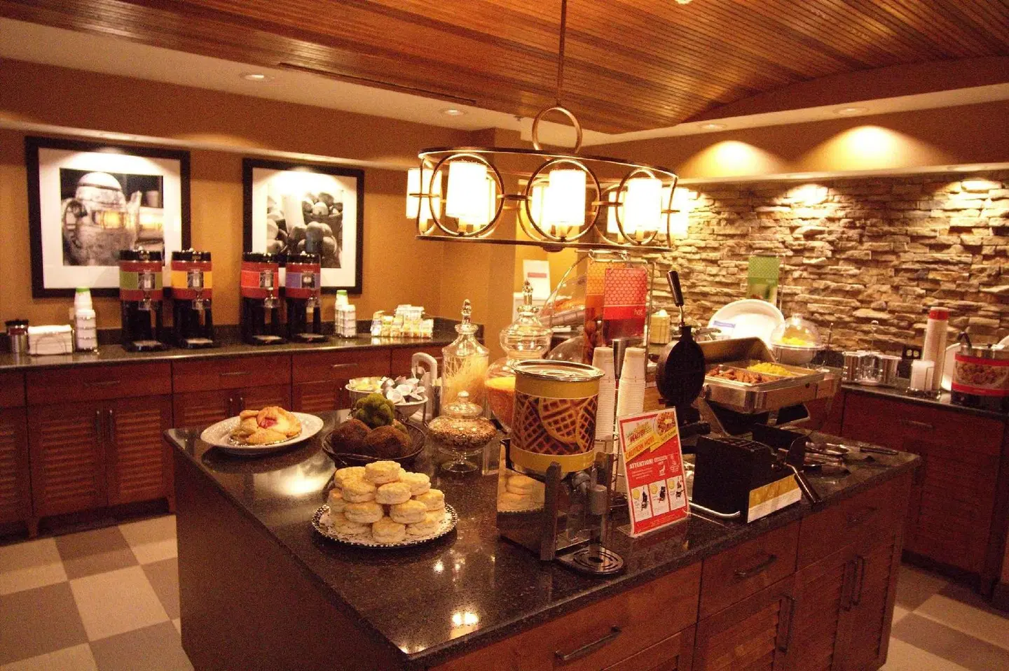 Hampton Inn & Suites Mooresville/Lake Norman Restaurant