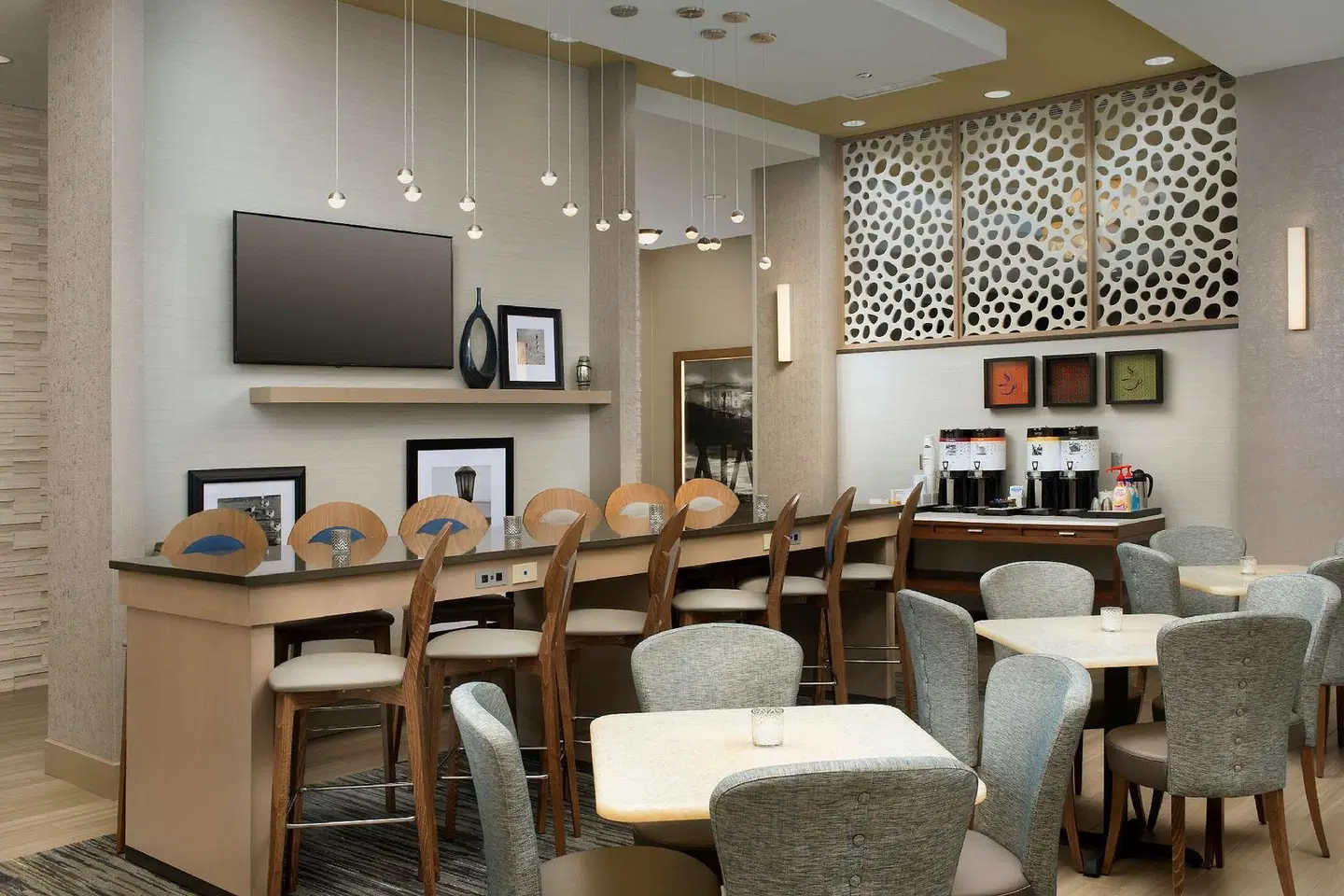 Hampton Inn Wilmington Downtown LOUNGE_LOBBY