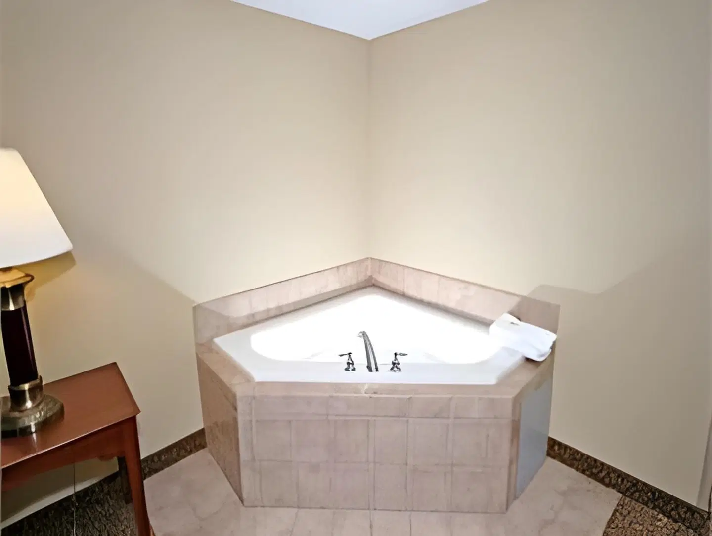 Hampton Inn Greensboro-East Badezimmer
