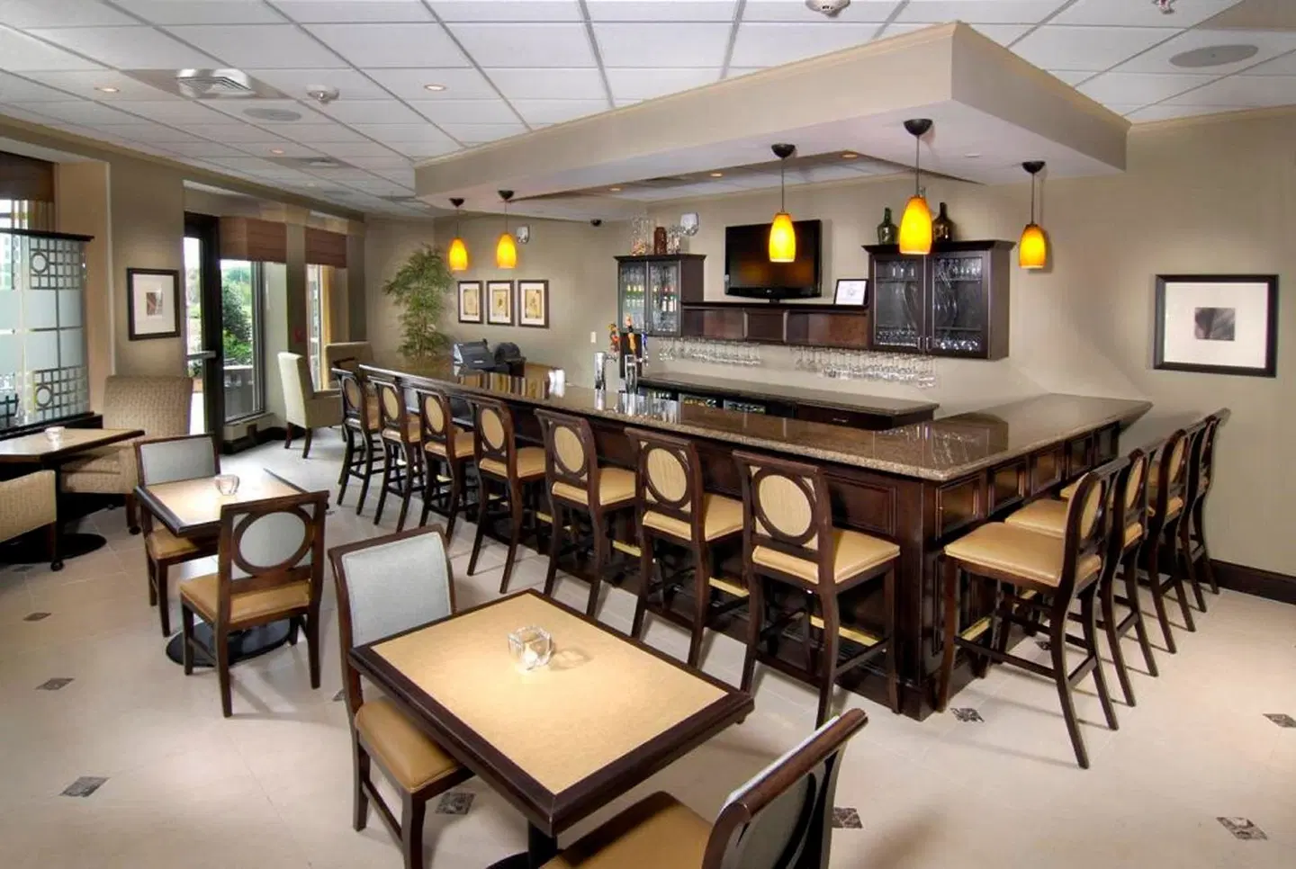 Hilton Garden Inn Charlotte/Ayrsley Bar