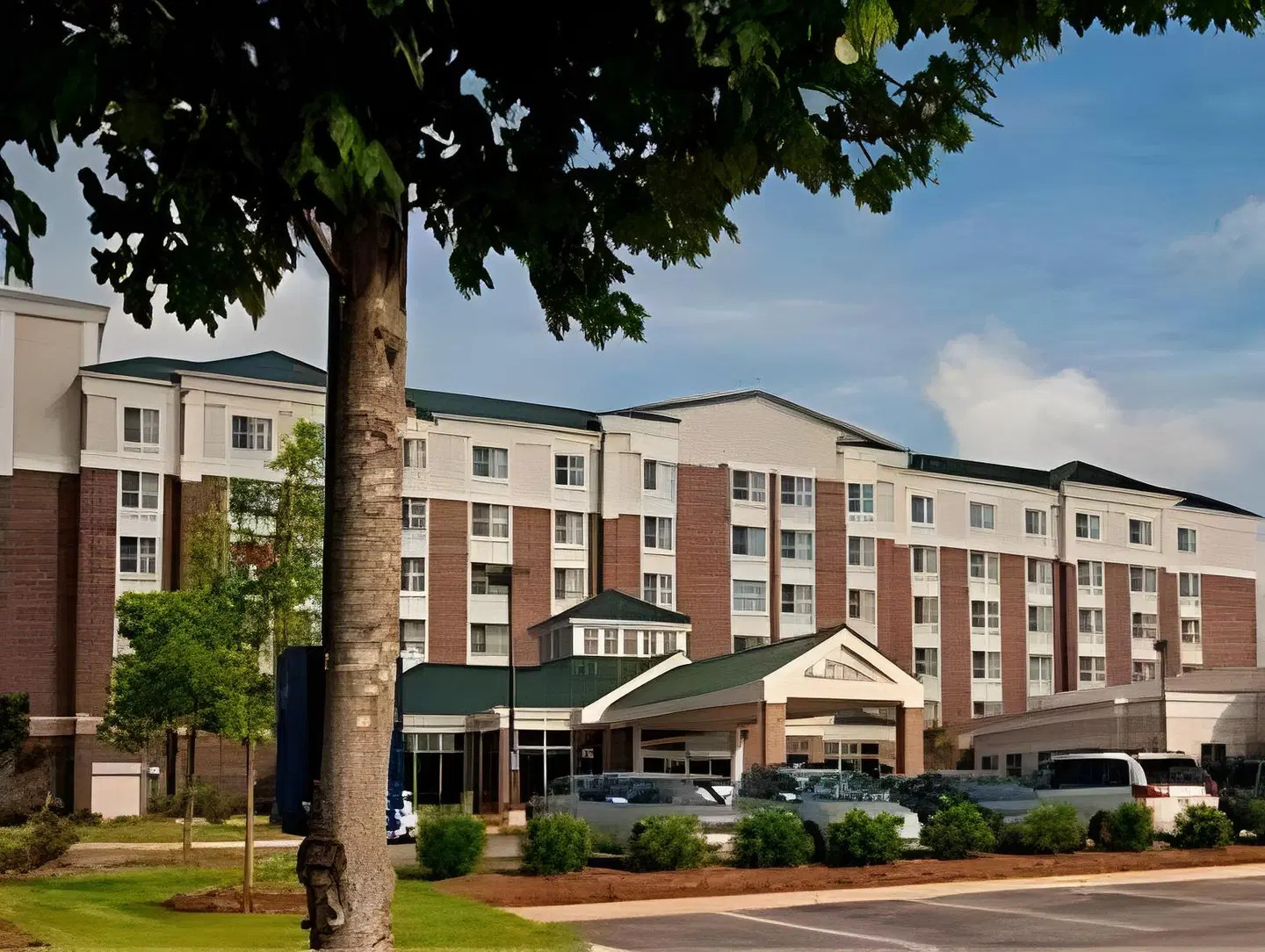 Hilton Garden Inn Durham Southpoint EXTERIOR