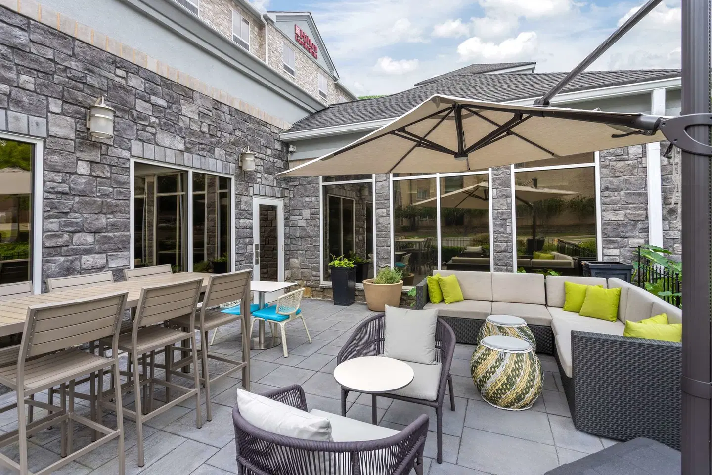 Hilton Garden Inn Winston-Salem/Hanes Mall Terrasse