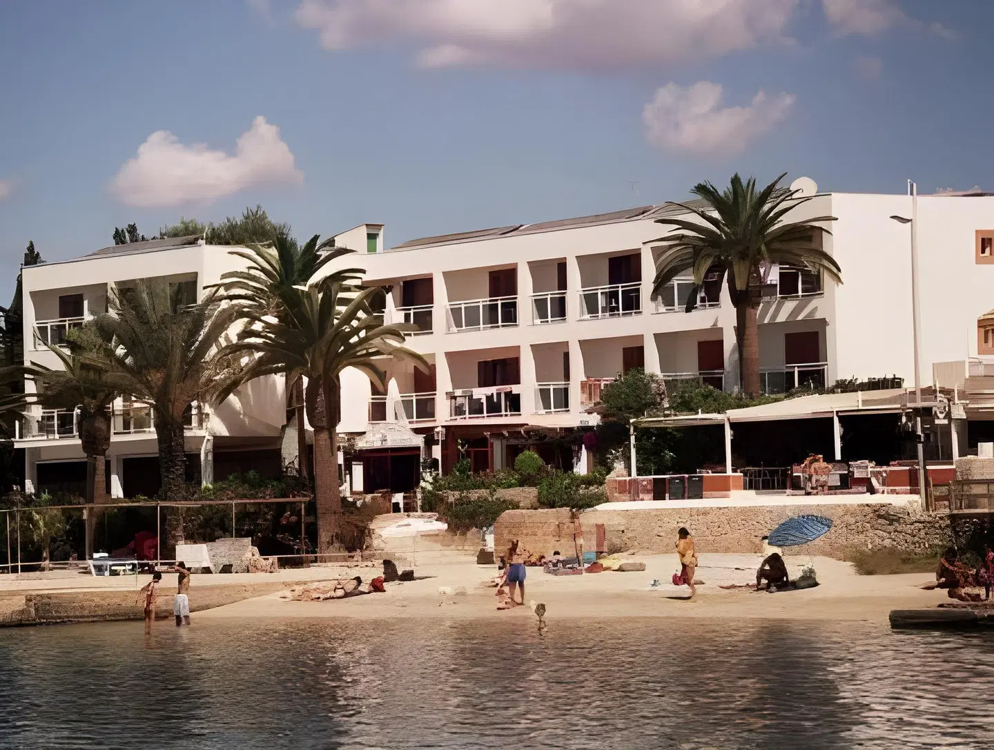 Ses Figueres Strand