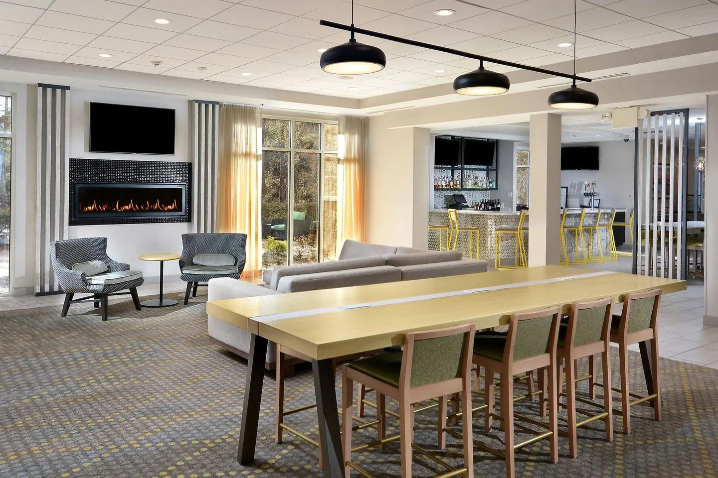 Holiday Inn Raleigh-Durham Airport by IHG Bar