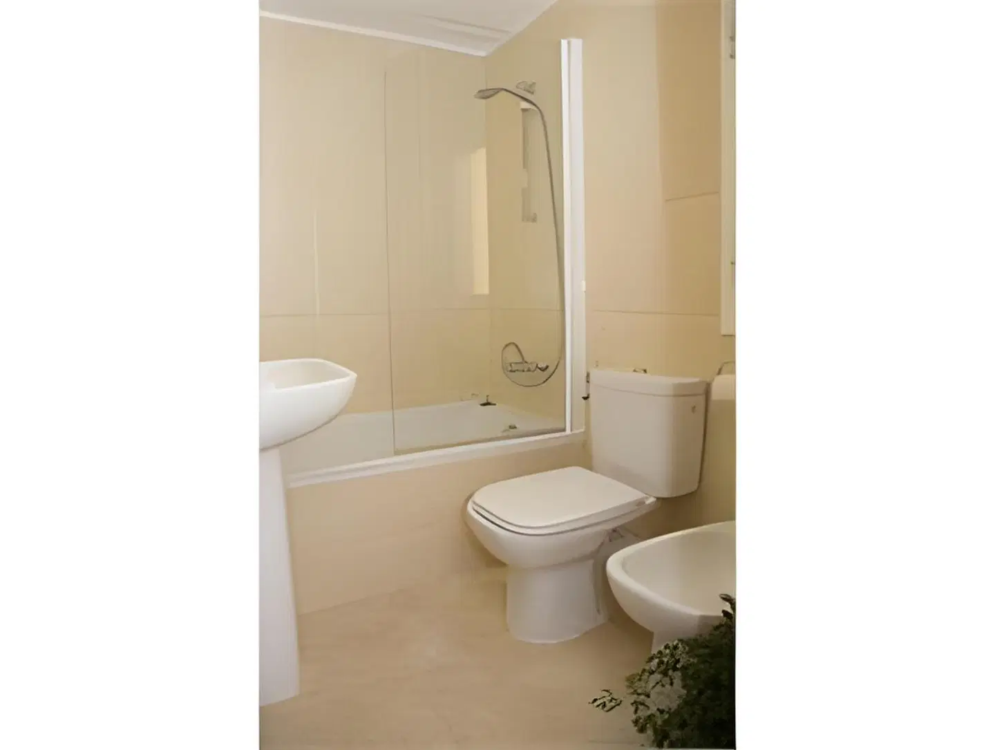 Costa Blanca Hostal Badezimmer