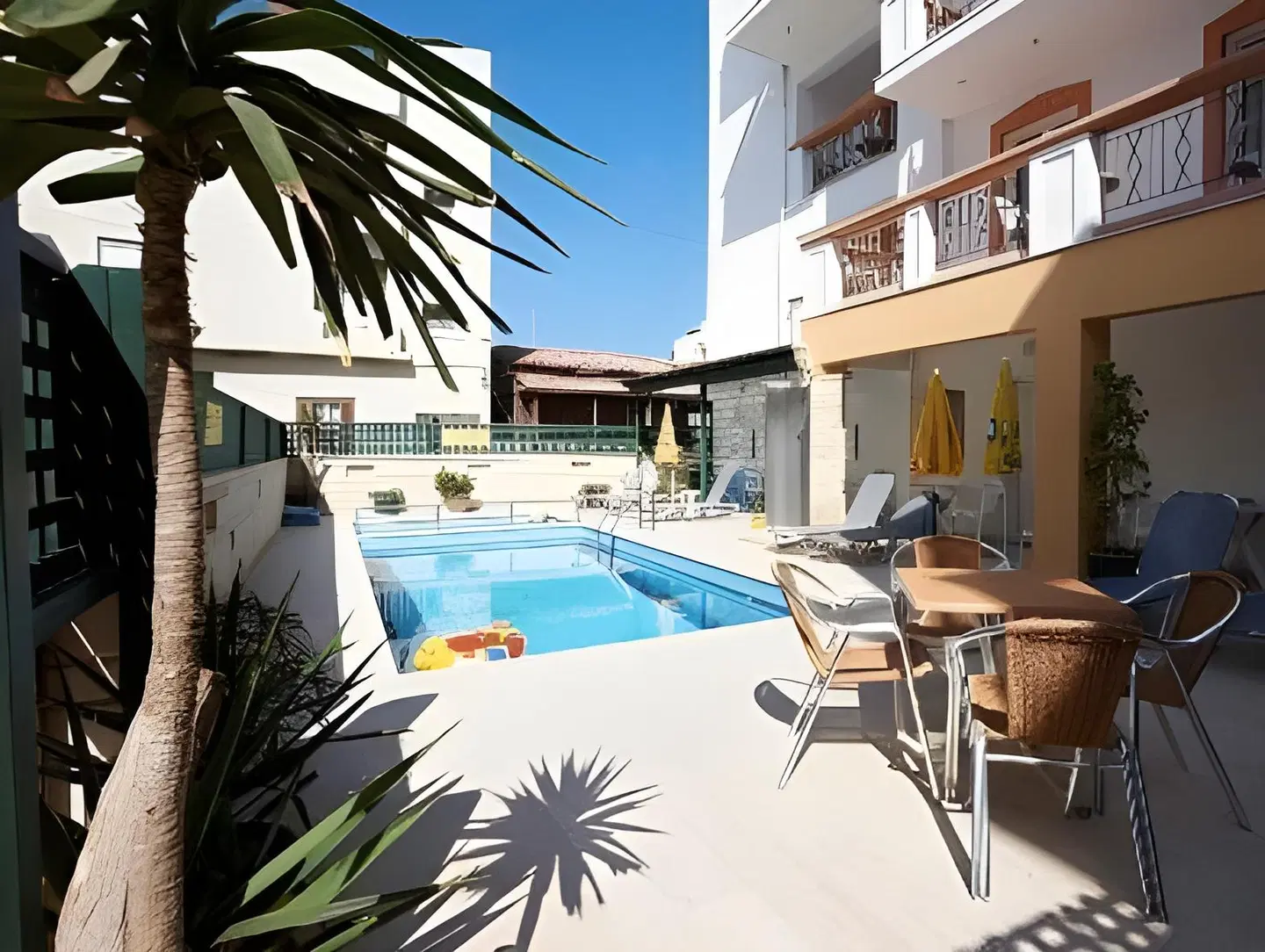 Irini Apartments OUTDOOR_POOL
