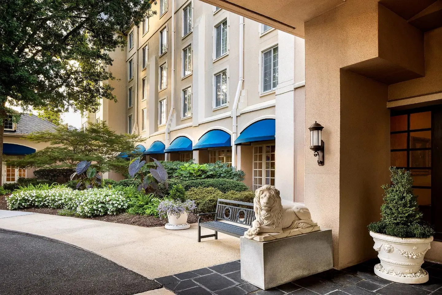 Washington Duke Inn & Golf Club EXTERIOR