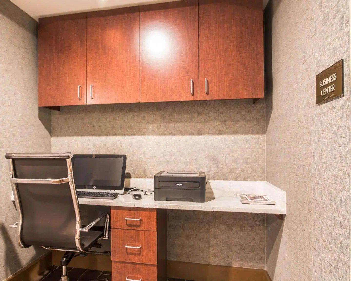 Comfort Inn & Suites Brattleboro I-91 Badezimmer