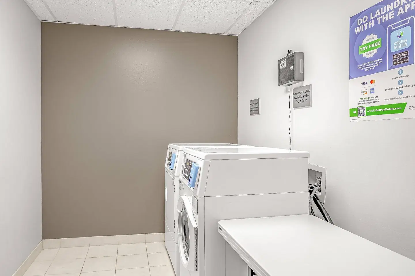 Courtyard by Marriott Wilmington/Wrightsville Beach ROOM_EXAMPLE