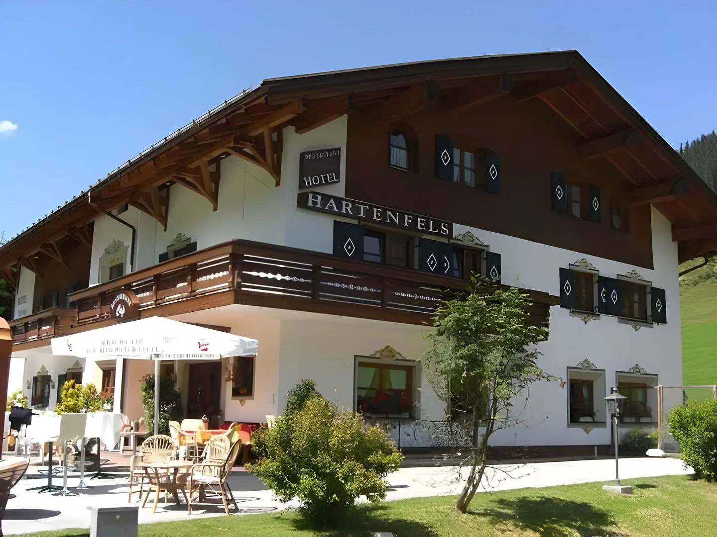 Hotel Hartenfels EXTERIOR