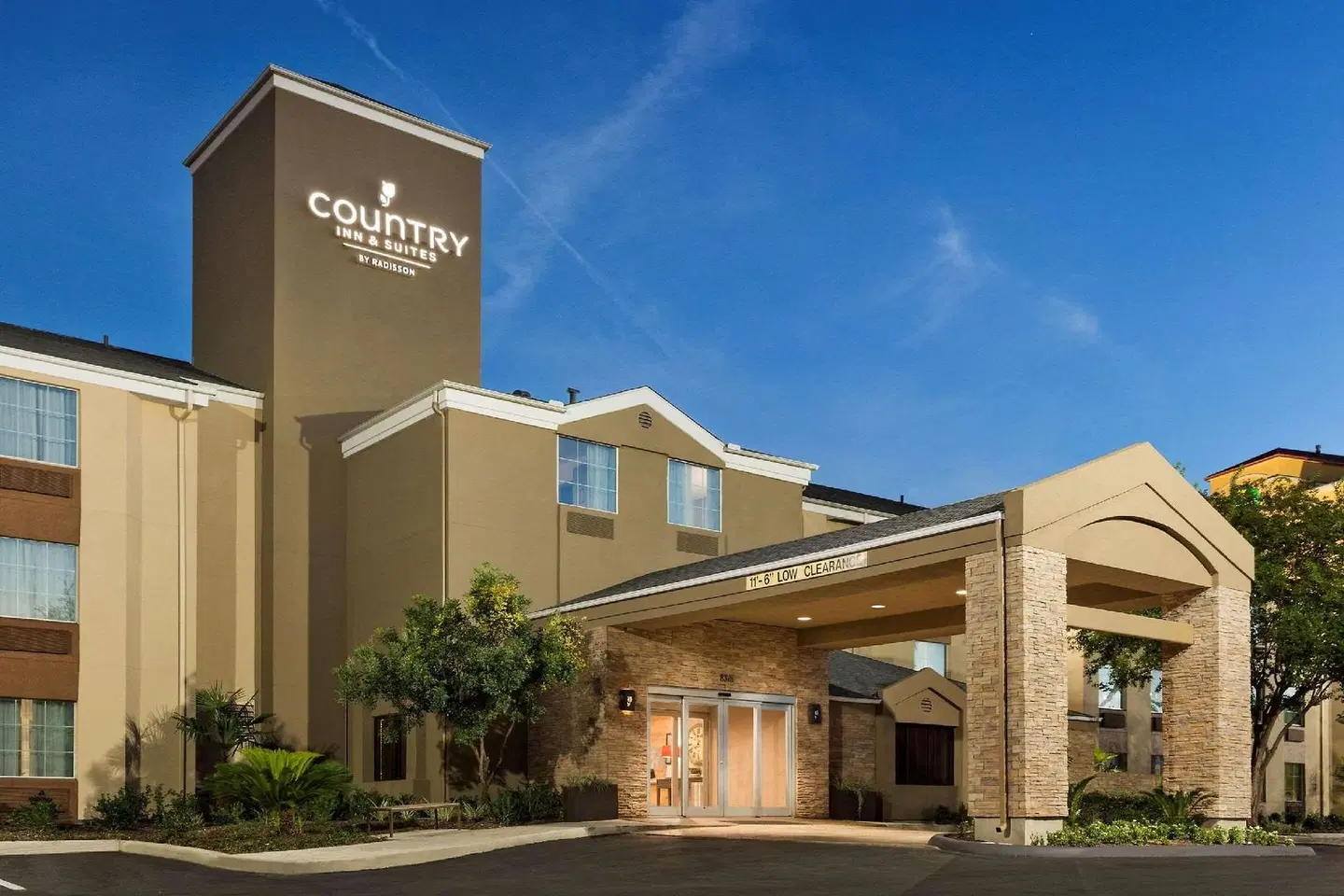 Country Inn & Suites by Radisson, San Antonio Medical Center, TX EXTERIOR