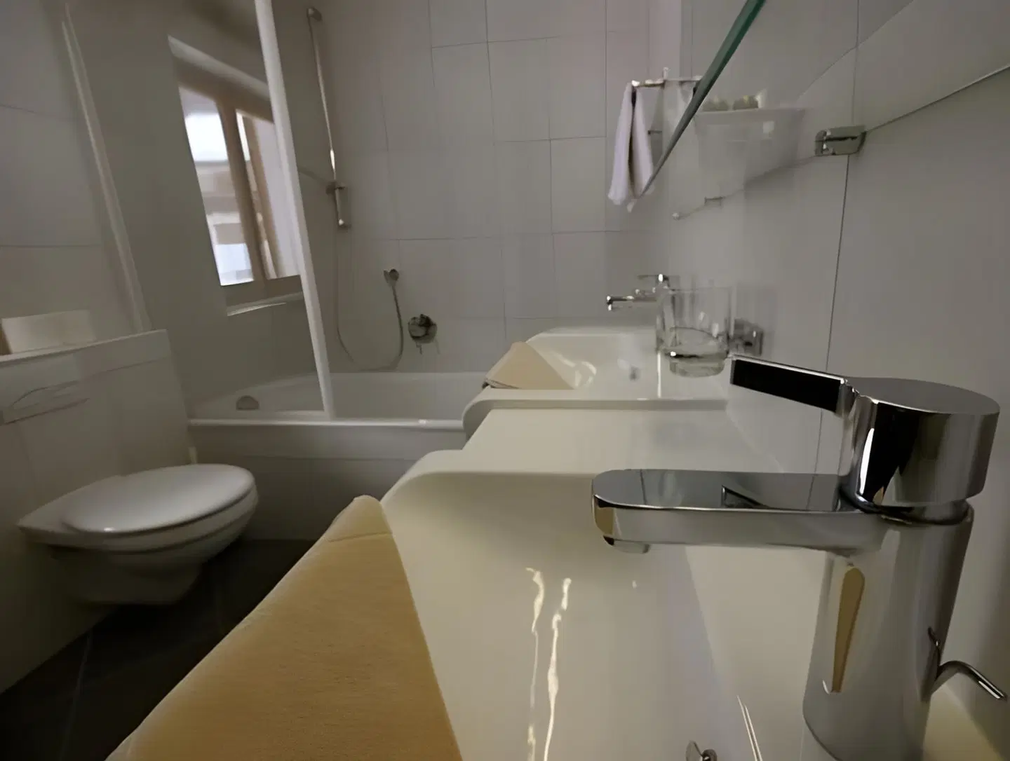 Haus Schrofenstein Badezimmer