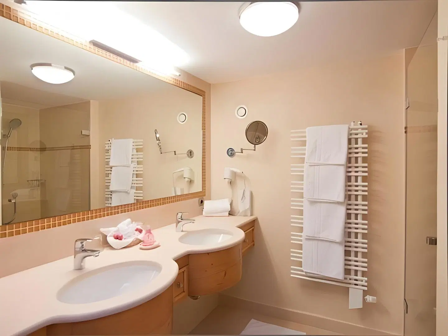 Anthony's Alpin Hotel Badezimmer