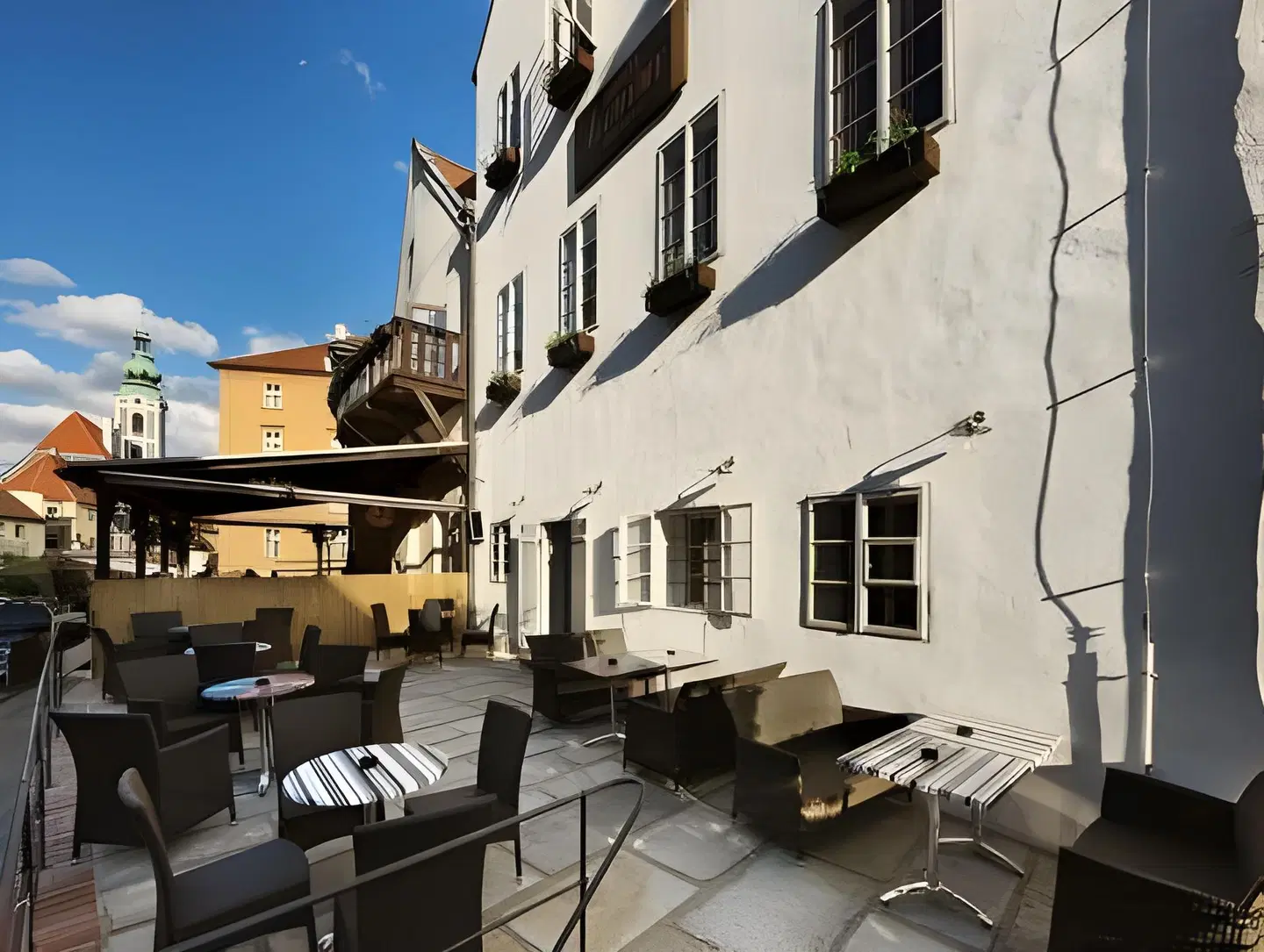 Edward Kelly Terrasse