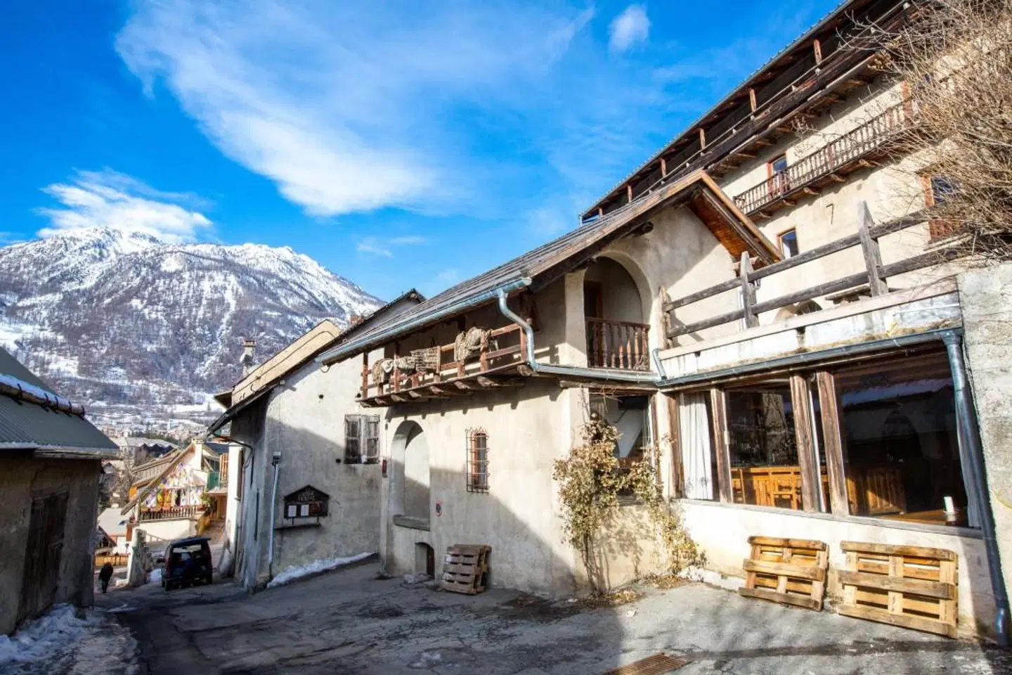 Langley Hotel La Vieille Ferme EXTERIOR