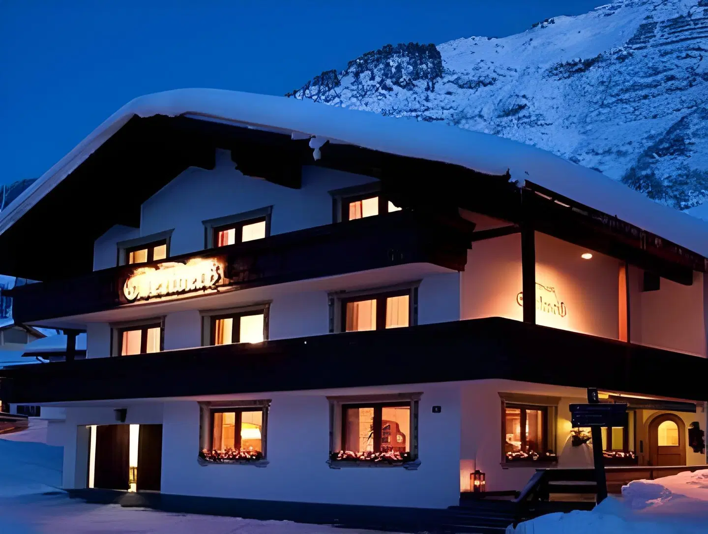 Hotel Garni Edelweiss EXTERIOR