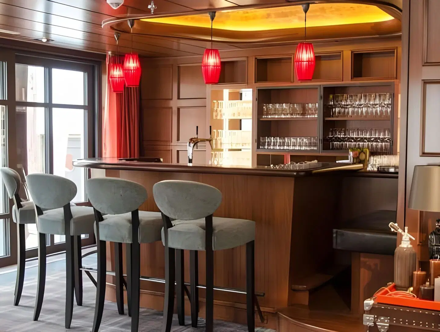 Zum Löwen Design Hotel Resort & Spa Bar