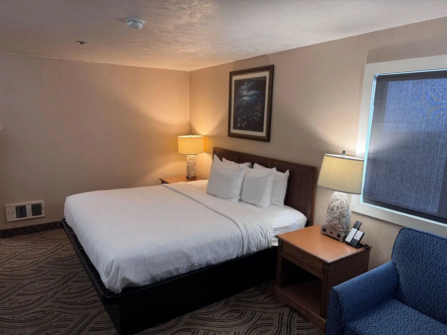 Shilo Inn Suites Seaside Oceanfront ROOM_EXAMPLE