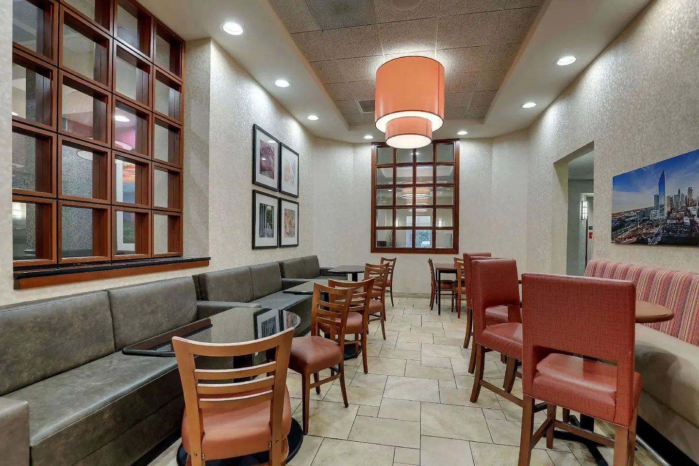 Drury Inn & Suites Charlotte Northlake LOUNGE_LOBBY