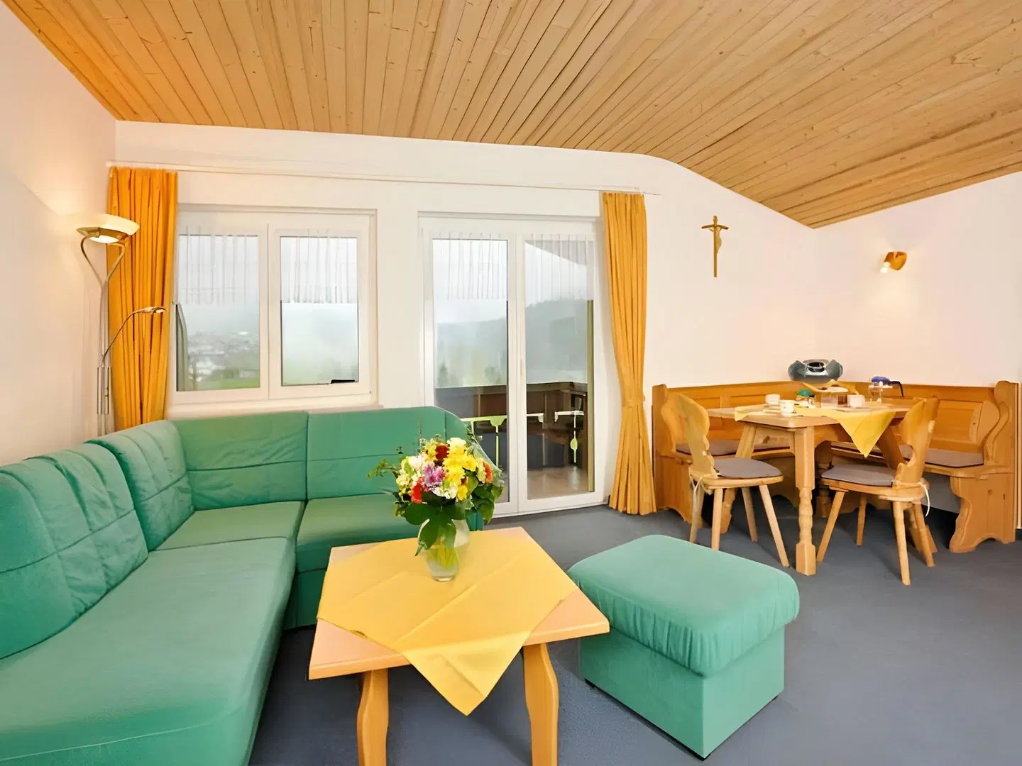 Boersch ROOM_EXAMPLE