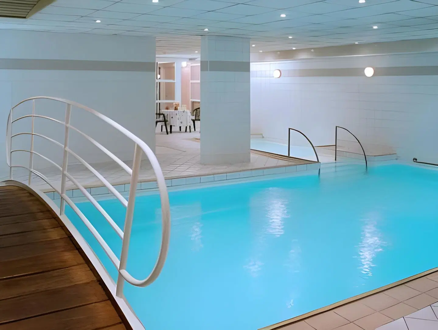 Le Rapp INDOOR_POOL