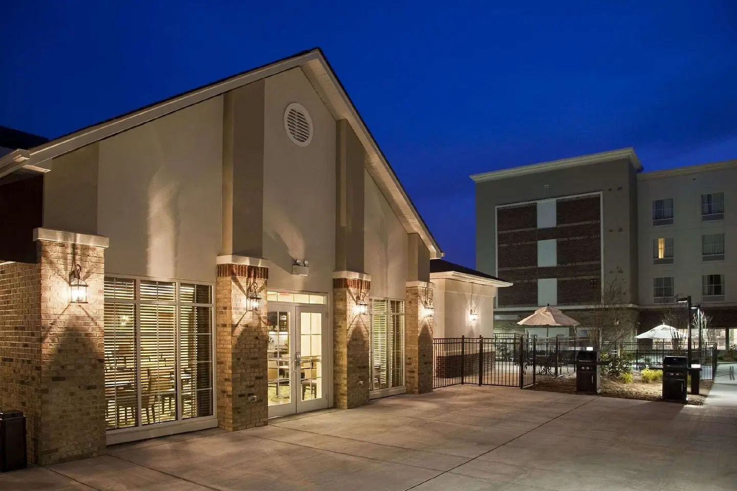 Homewood Suites by Hilton Charlotte/Ayrsley, NC EXTERIOR
