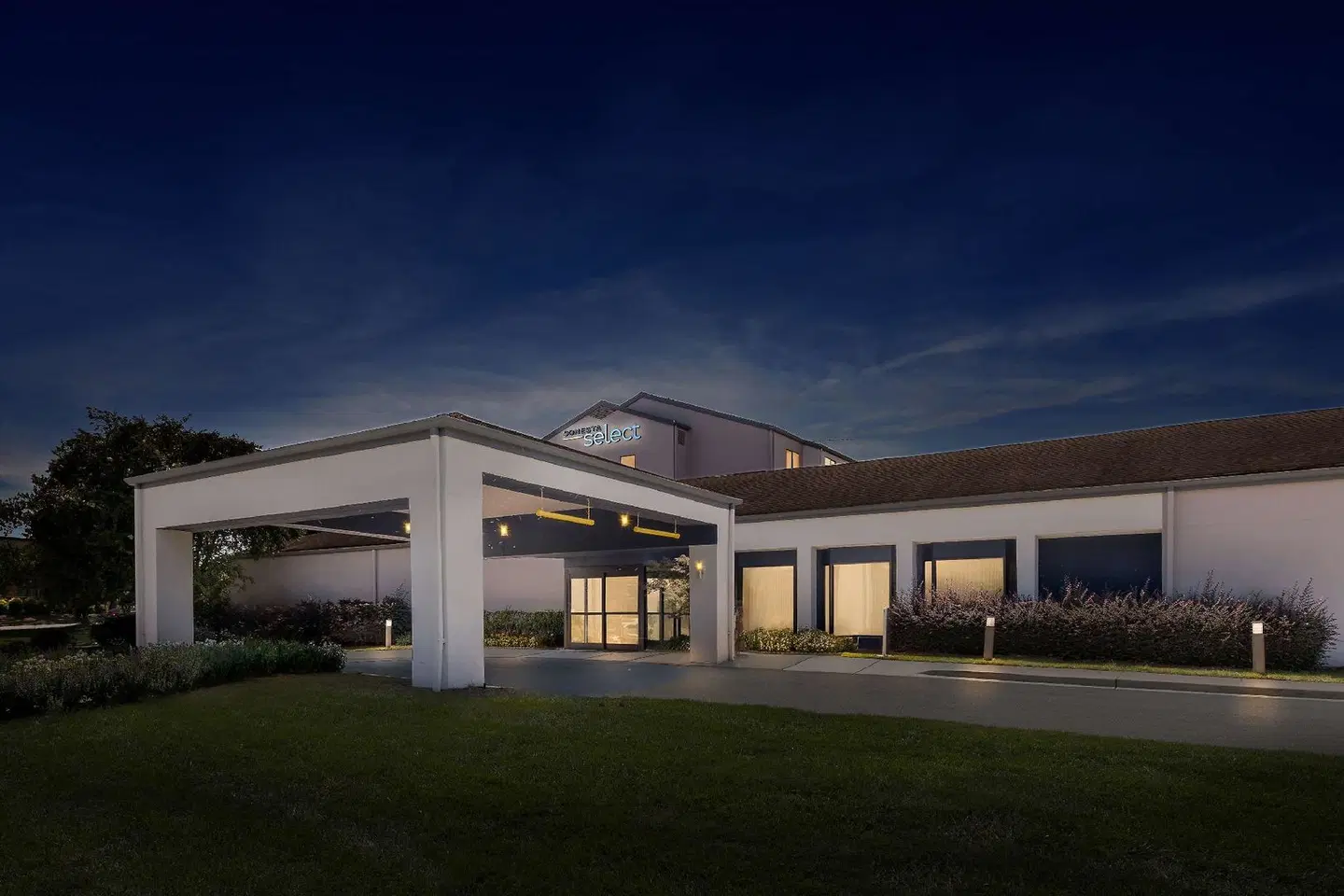 Sonesta Select Charlotte University Research Park EXTERIOR