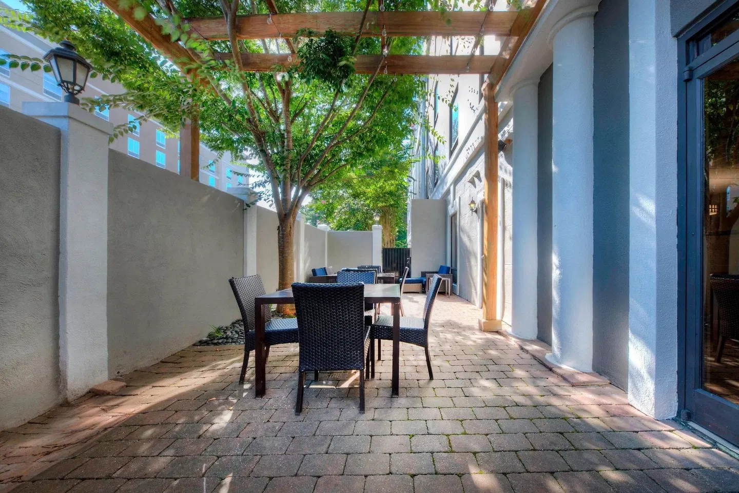 Courtyard by Marriott Raleigh Crabtree Valley Terrasse