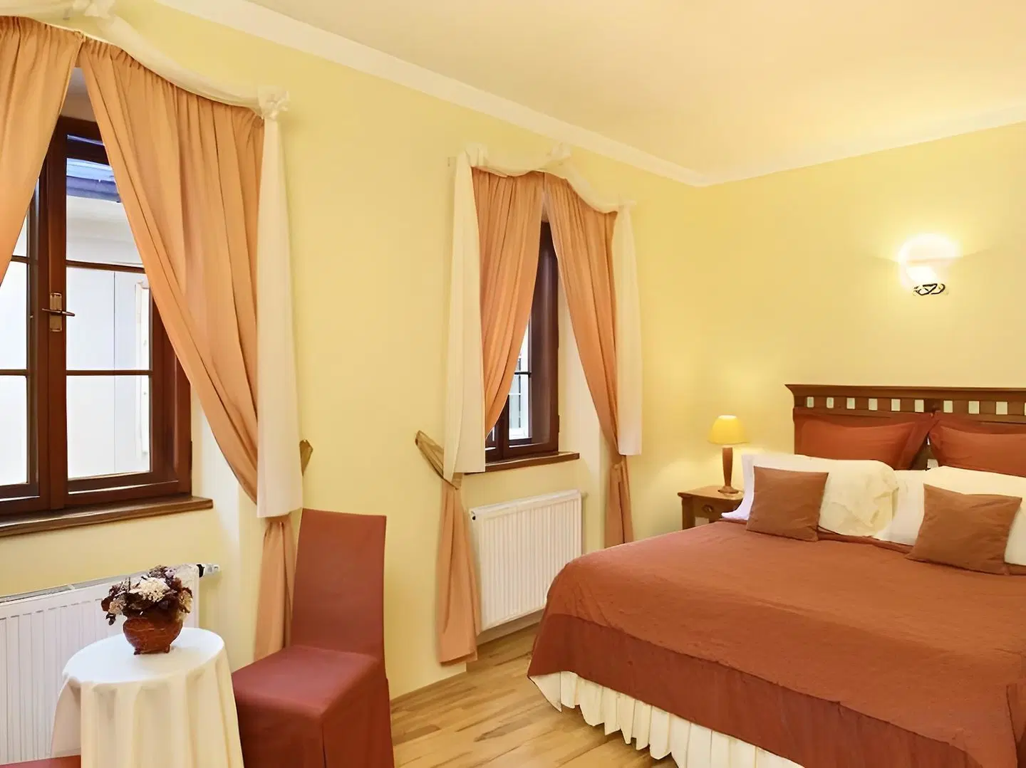 Castle View Apartments ROOM_EXAMPLE
