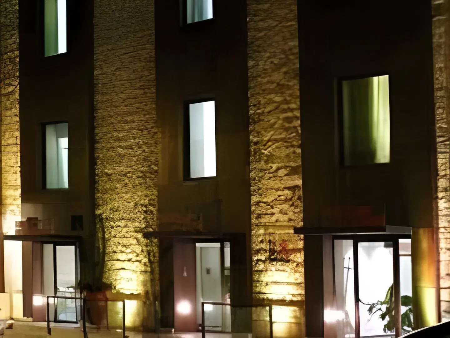 El Homs Palace Hotel EXTERIOR
