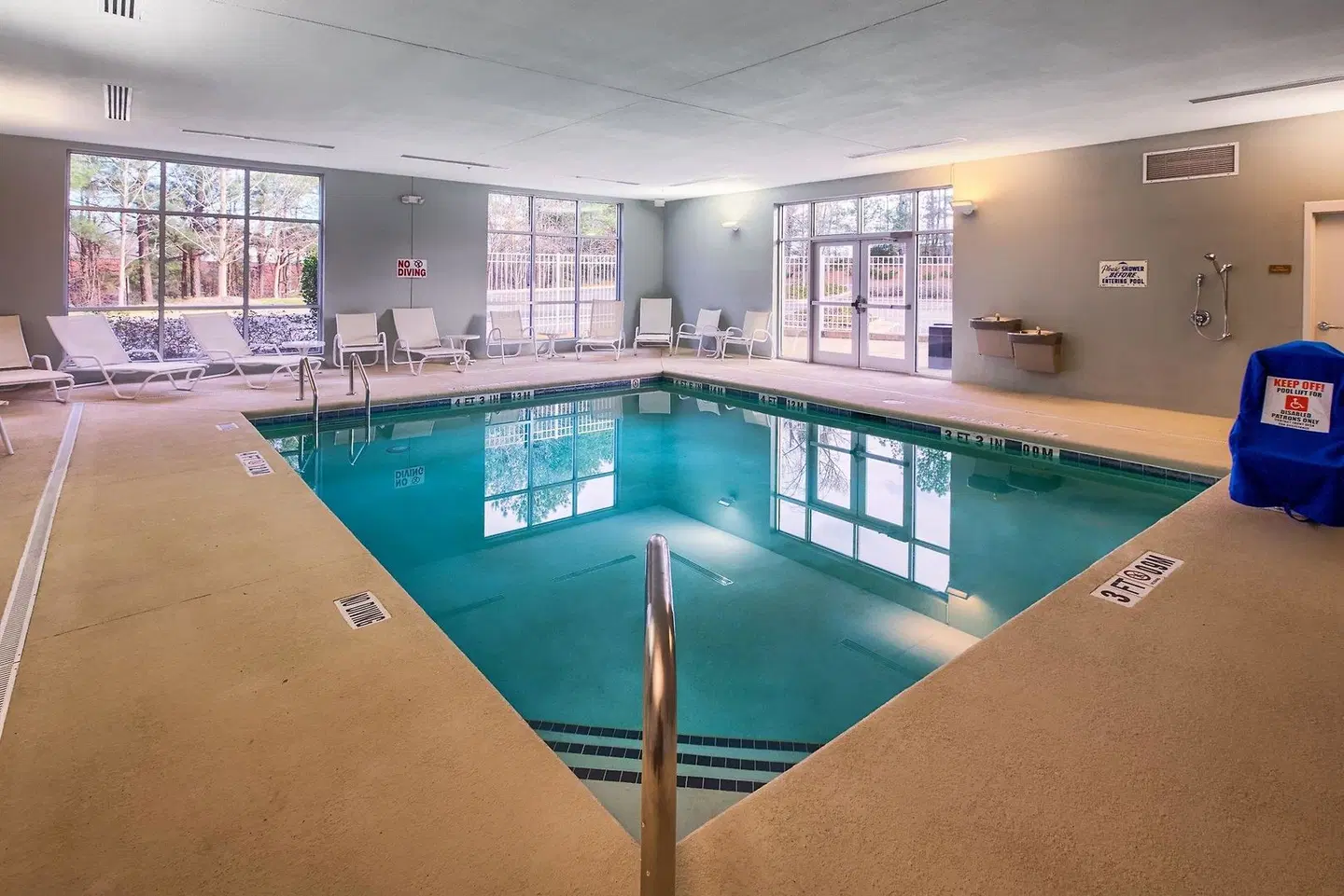 Four Points by Sheraton Raleigh Durham Airport Hallenbad