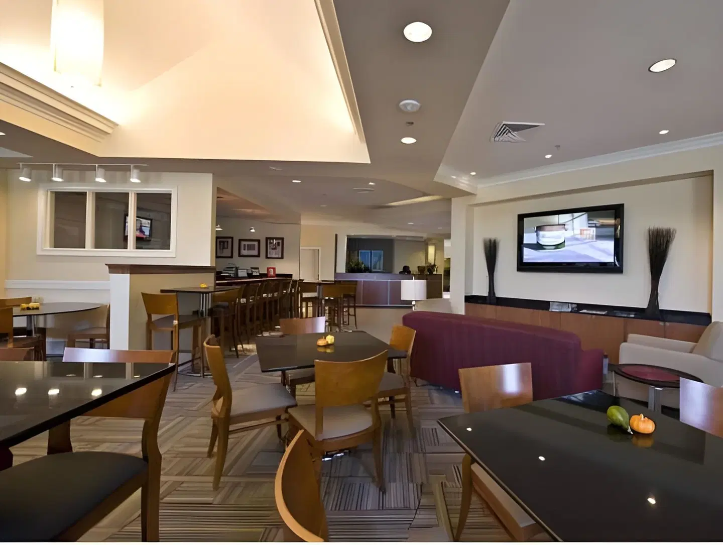 Residence Inn by Marriott Raleigh Crabtree Valley Bar