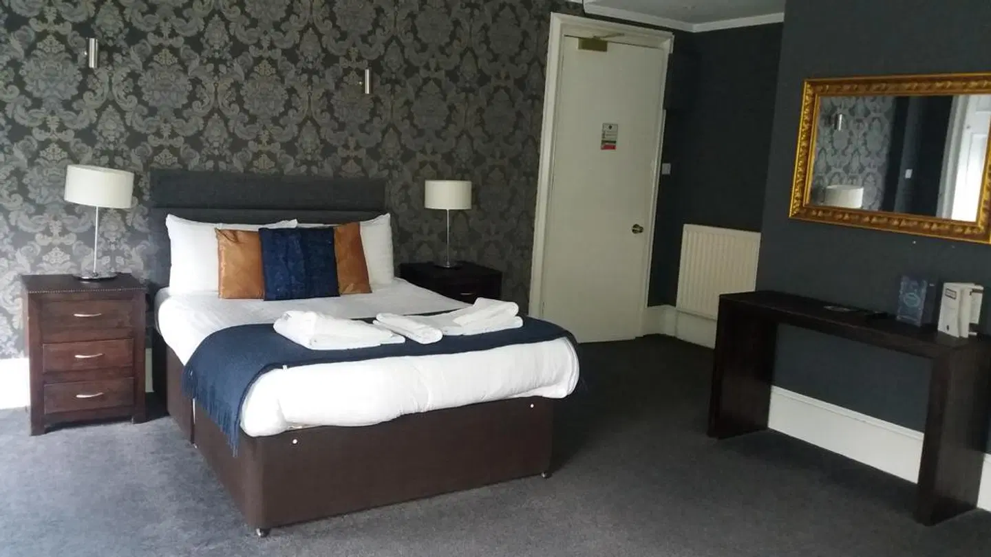 The Alfred ROOM_EXAMPLE