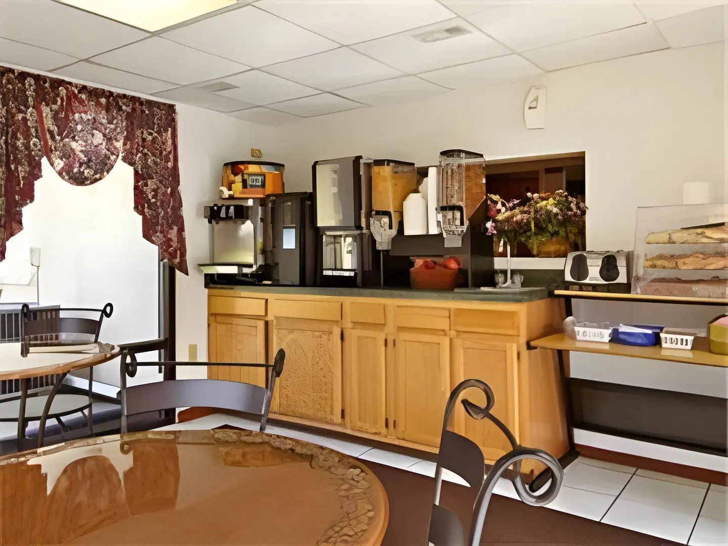 TownePlace Suites by Marriott Greensboro Coliseum Area LOUNGE_LOBBY