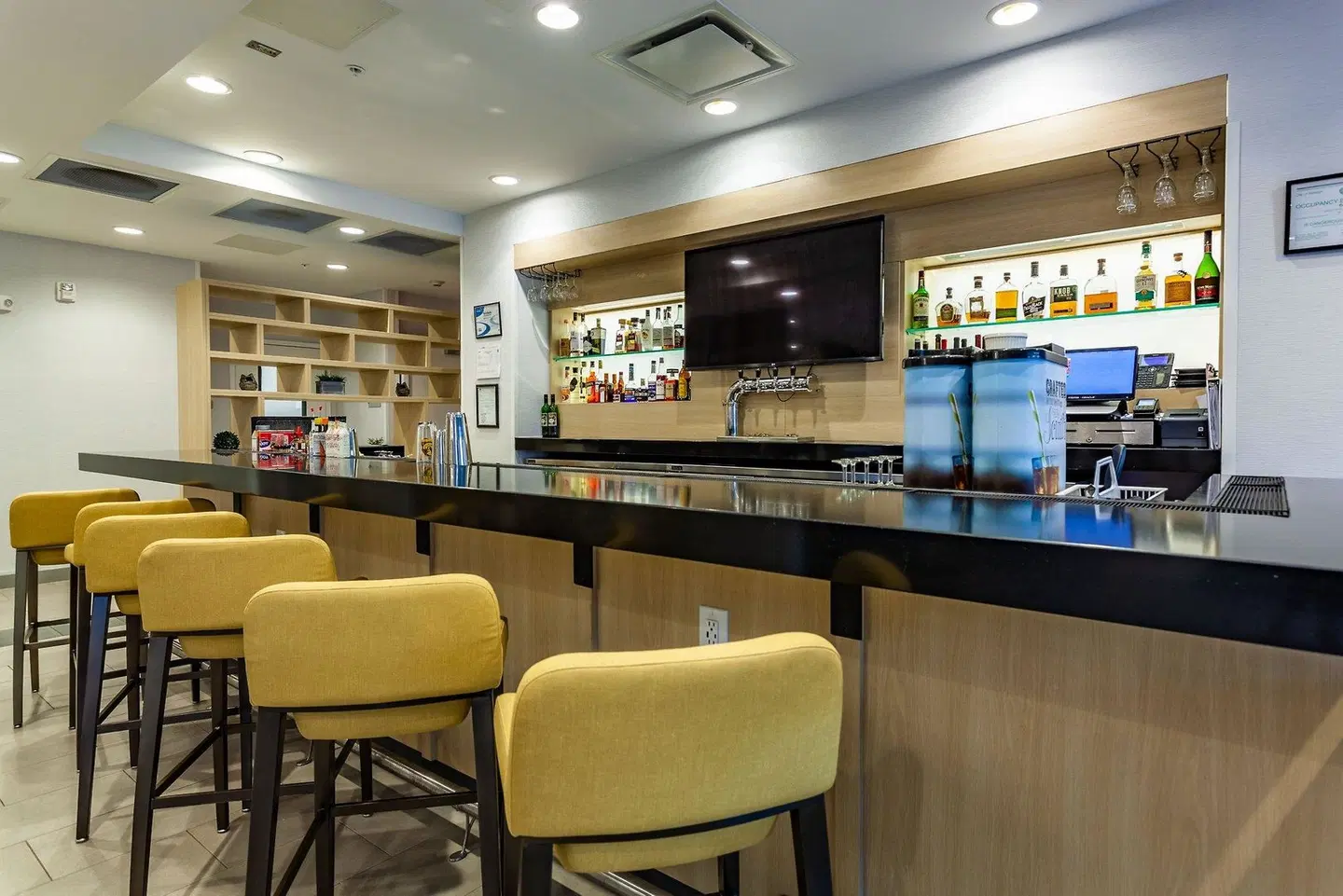 TownePlace Suites by Marriott Raleigh Southwest Bar